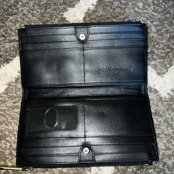 Halogen wallet - Picture 3 of 3